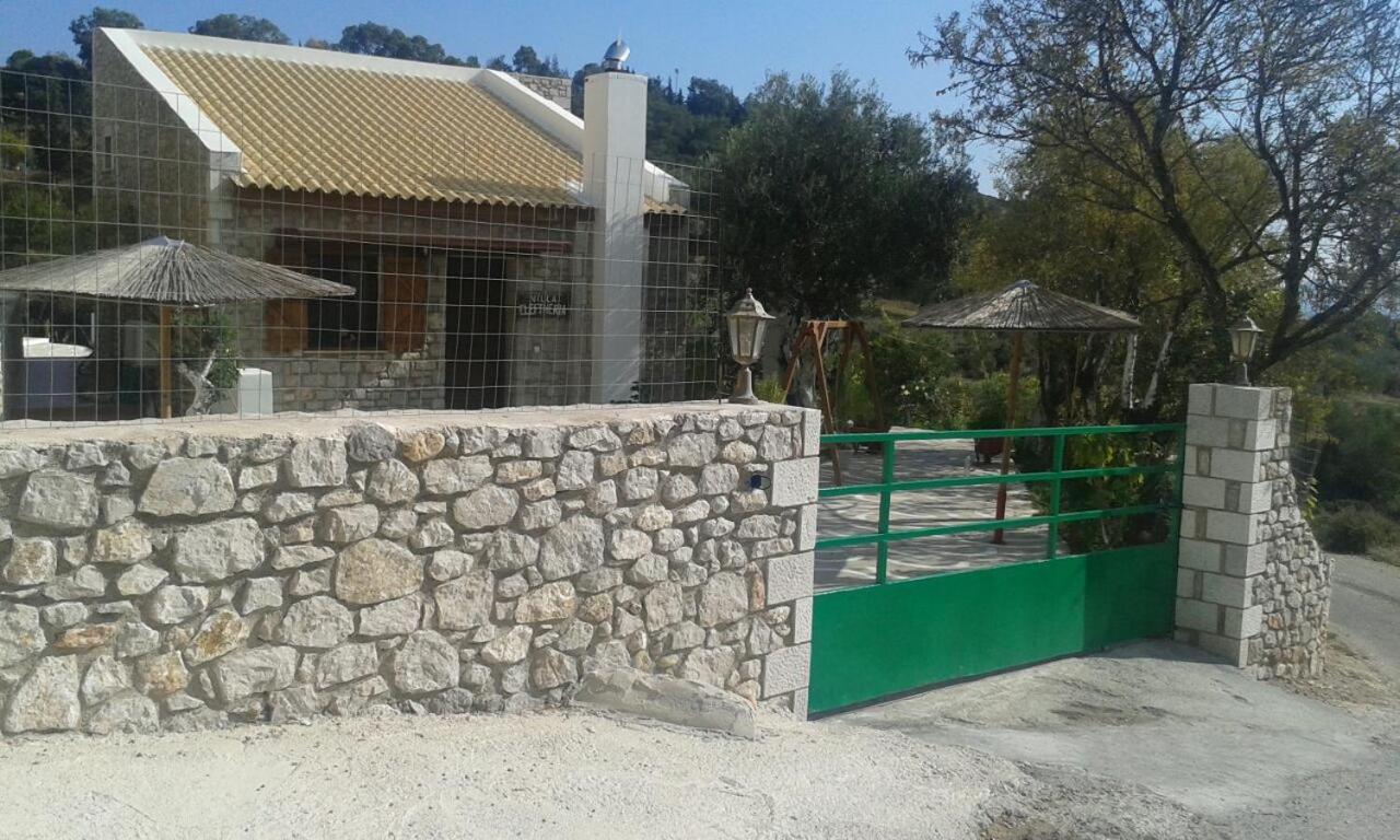 To Stolidi Tis Psinthou Psinthos Exterior foto
